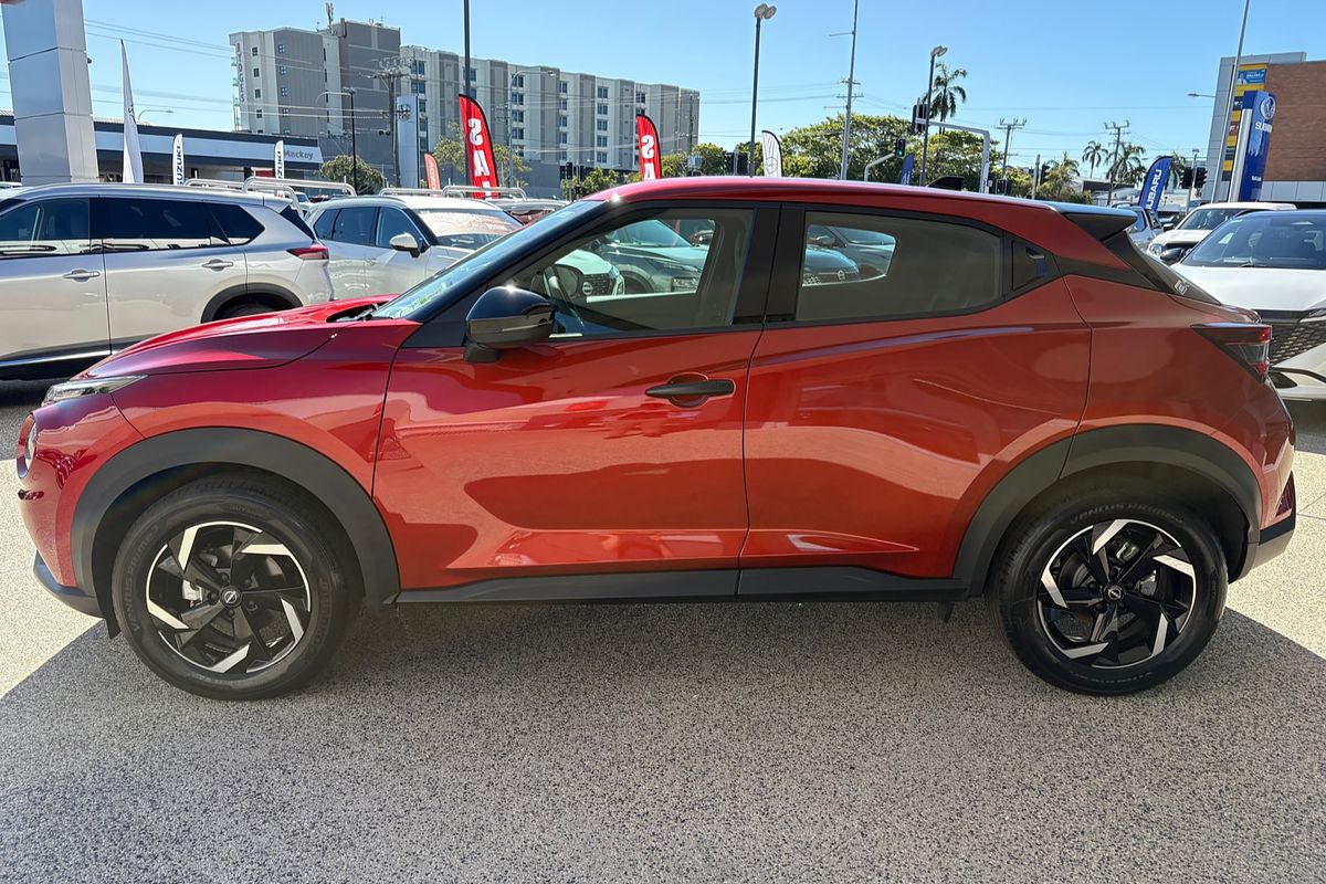 2025 Nissan JUKE ST+ F16