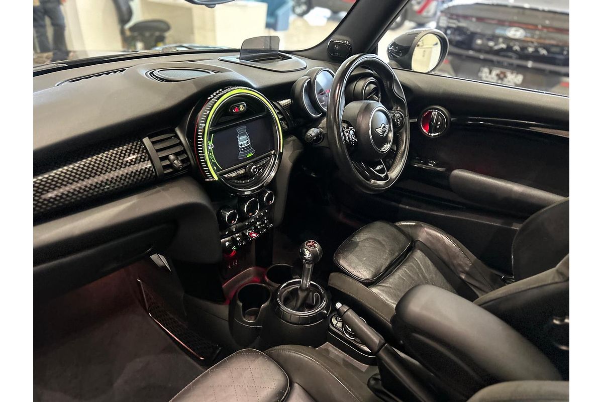 2017 MINI Hatch John Cooper Works F56