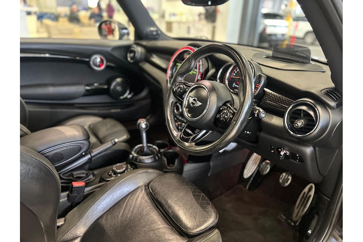 2017 MINI Hatch John Cooper Works F56
