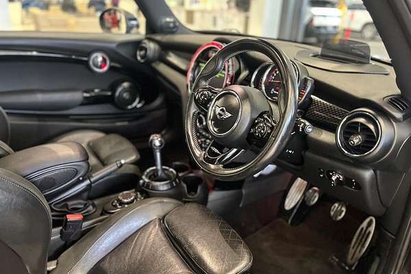 2017 MINI Hatch John Cooper Works F56
