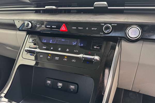 2023 Kia Carnival SLi KA4