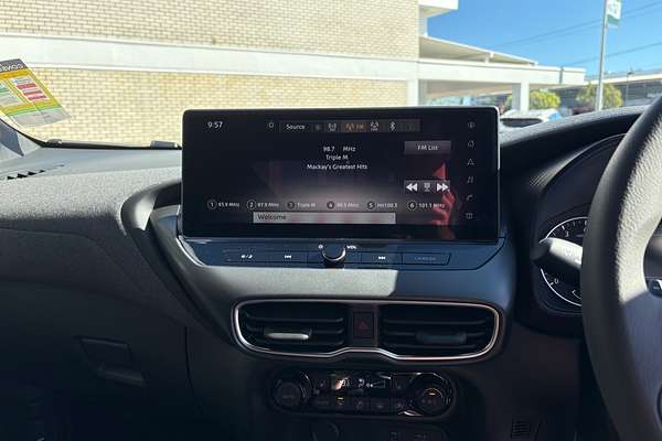 2025 Nissan JUKE ST+ F16