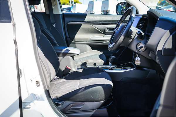 2019 Mitsubishi Outlander ES ZL