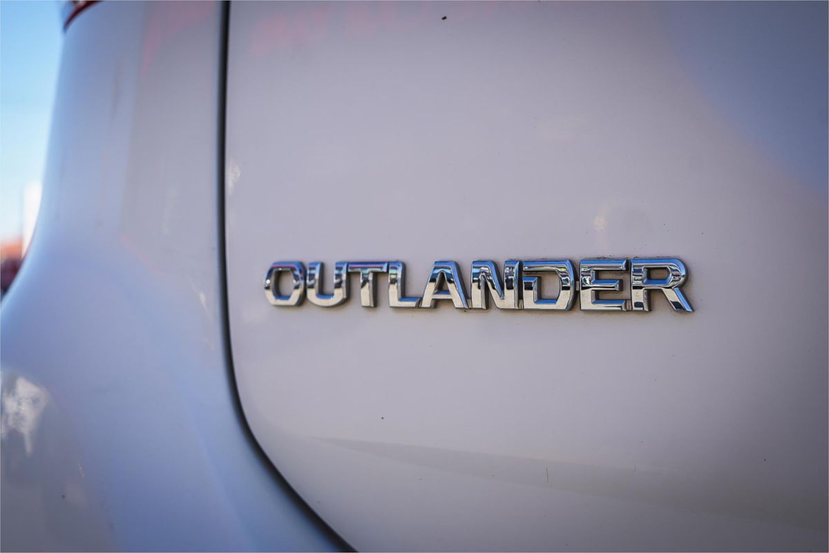 2019 Mitsubishi Outlander ES ZL