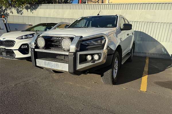 2021 Isuzu MU-X LS-M