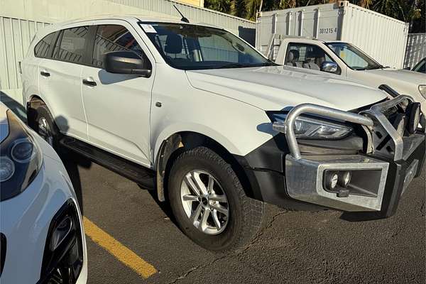 2021 Isuzu MU-X LS-M