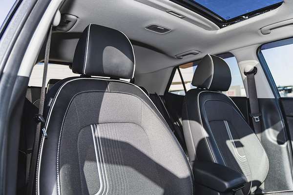 2022 Hyundai Venue Elite QX.V4