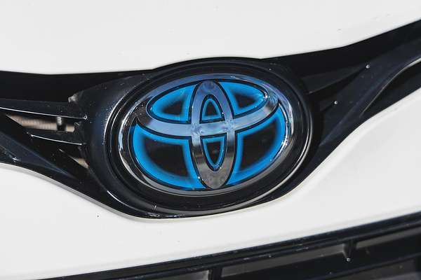 2021 Toyota Camry Ascent ASV70R