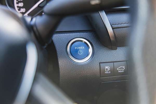 2021 Toyota Camry Ascent ASV70R