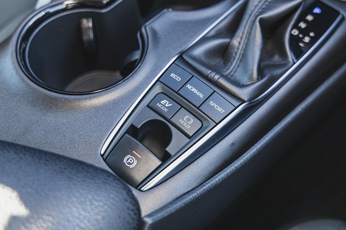 2021 Toyota Camry Ascent ASV70R