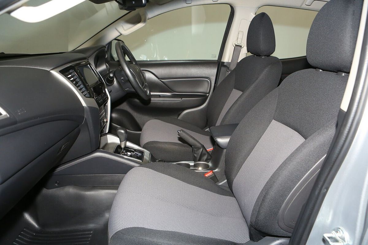 2022 Mitsubishi Triton GLX+ MR 4X4
