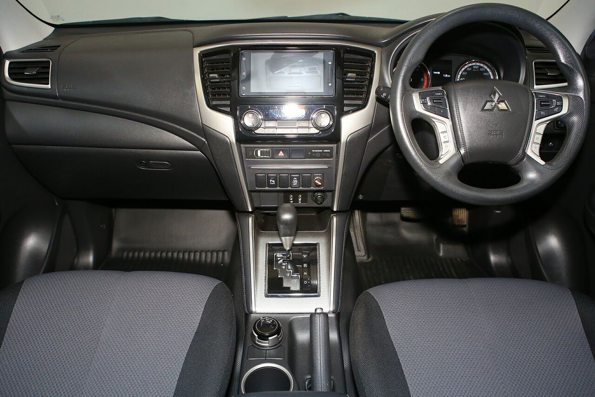 2022 Mitsubishi Triton GLX+ MR 4X4