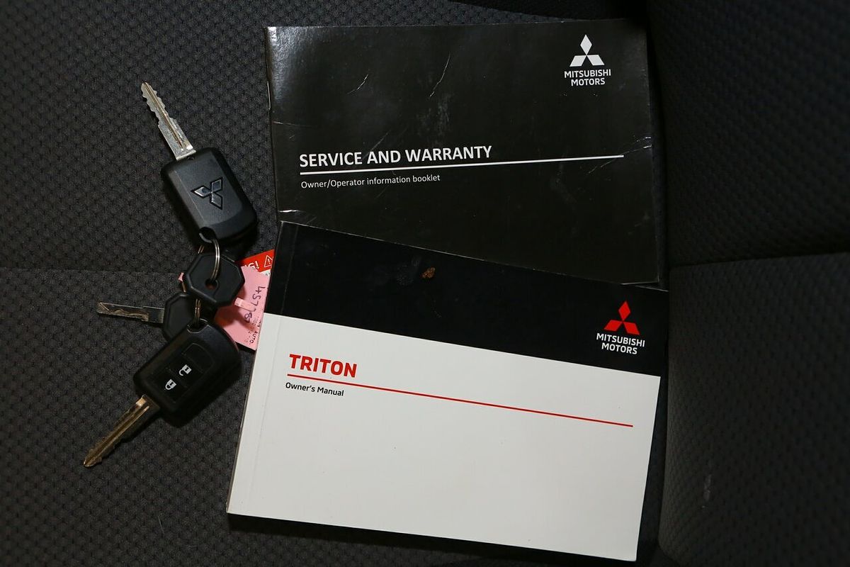 2022 Mitsubishi Triton GLX+ MR 4X4