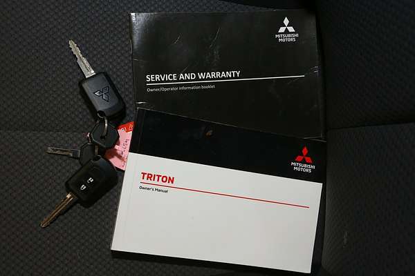 2022 Mitsubishi Triton GLX+ MR 4X4
