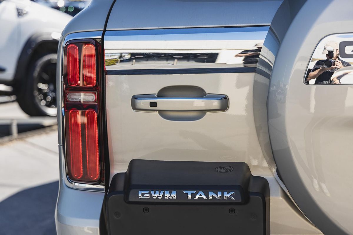 2024 GWM Tank 500 Ultra Hybrid P03