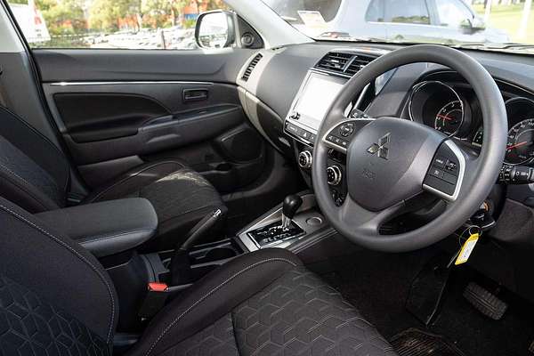 2024 Mitsubishi ASX ES XD
