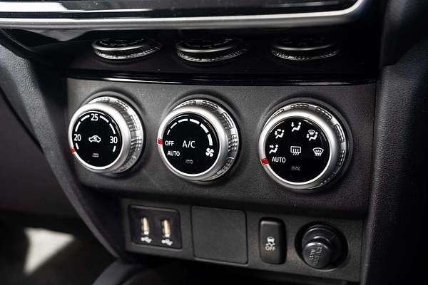 2024 Mitsubishi ASX ES XD