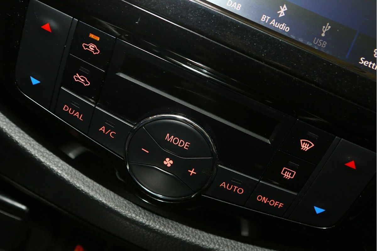 2022 Nissan Navara ST-X D23 4X4