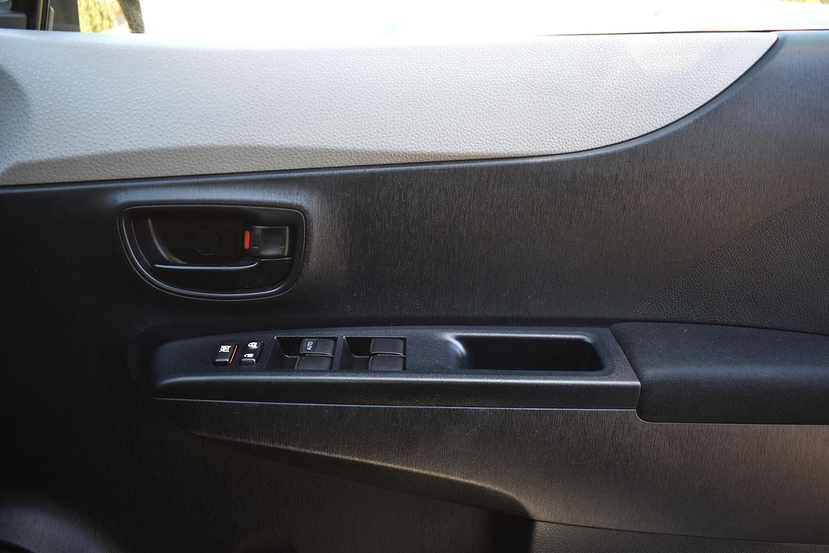 2012 Toyota Yaris YR NCP130R