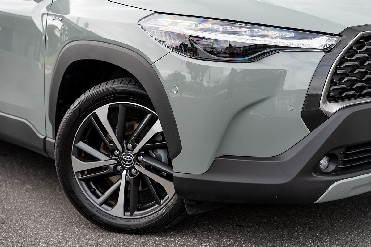 2024 Toyota Corolla Cross Atmos MXGH10R