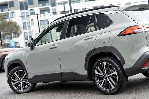 2024 Toyota Corolla Cross Atmos MXGH10R