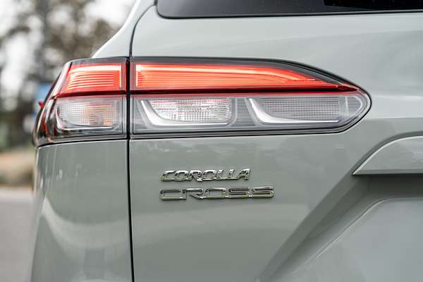2024 Toyota Corolla Cross Atmos MXGH10R