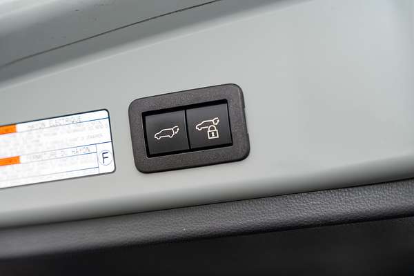 2024 Toyota Corolla Cross Atmos MXGH10R