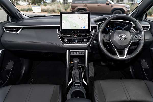 2024 Toyota Corolla Cross Atmos MXGH10R