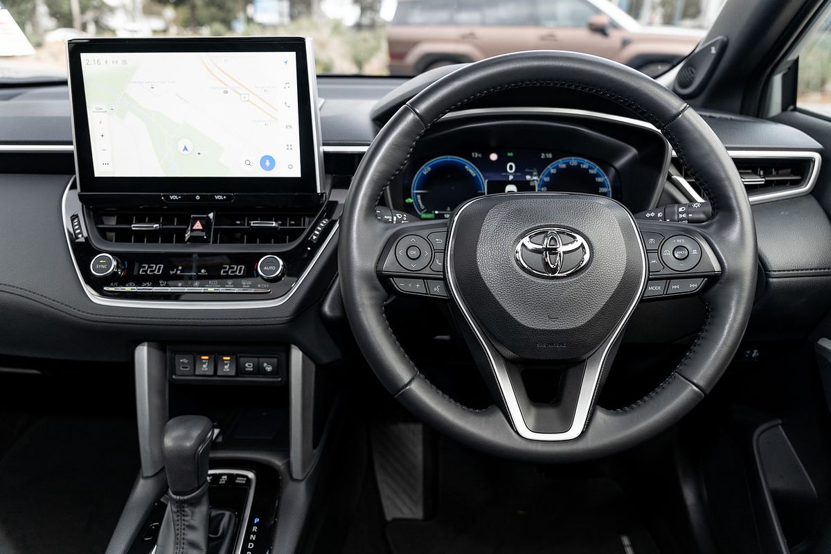 2024 Toyota Corolla Cross Atmos MXGH10R