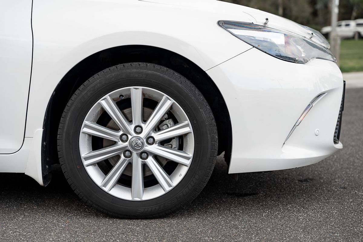 2017 Toyota Camry Atara S ASV50R