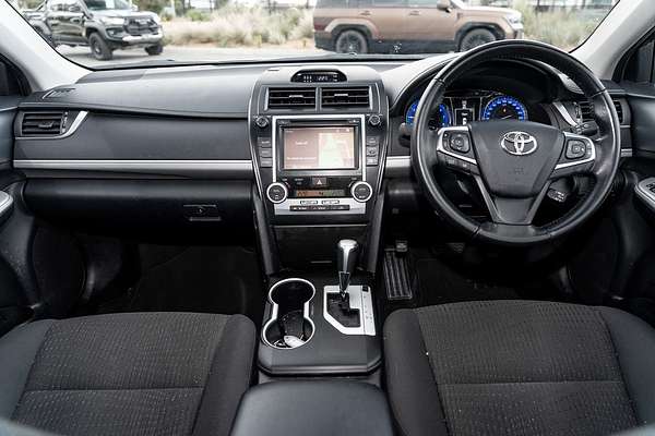 2017 Toyota Camry Atara S ASV50R