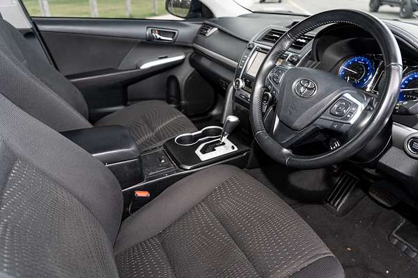 2017 Toyota Camry Atara S ASV50R