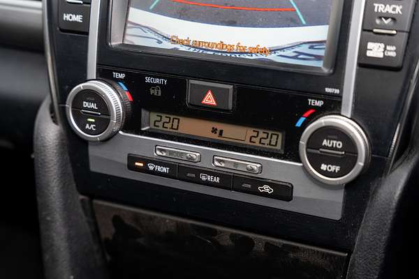 2017 Toyota Camry Atara S ASV50R