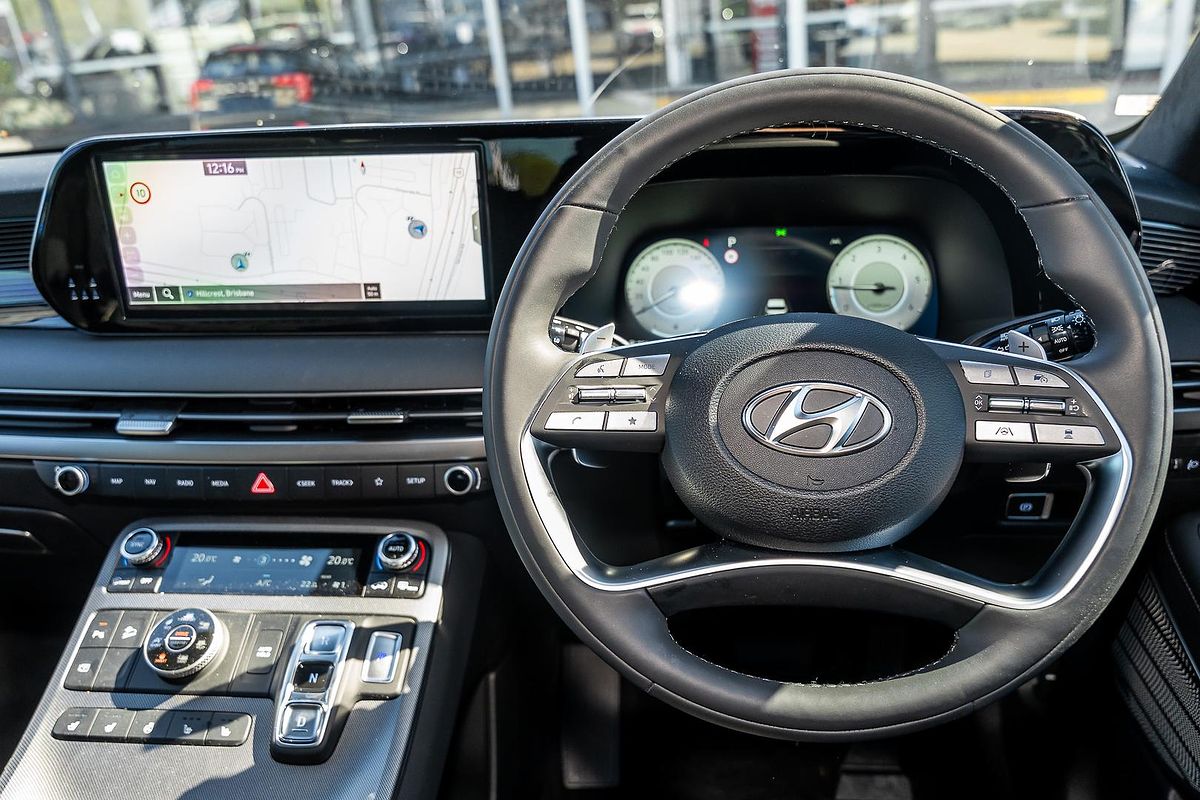 2025 Hyundai Palisade Calligraphy Black Ink LX2.V5