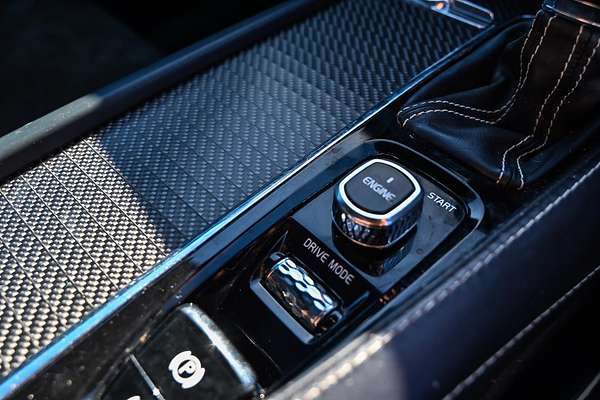 2016 Volvo XC90 T6 R-Design