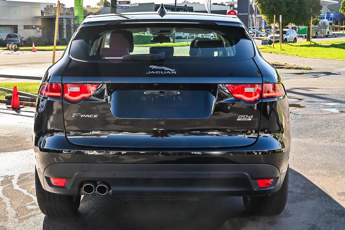 2017 Jaguar F-PACE 20d Prestige X761
