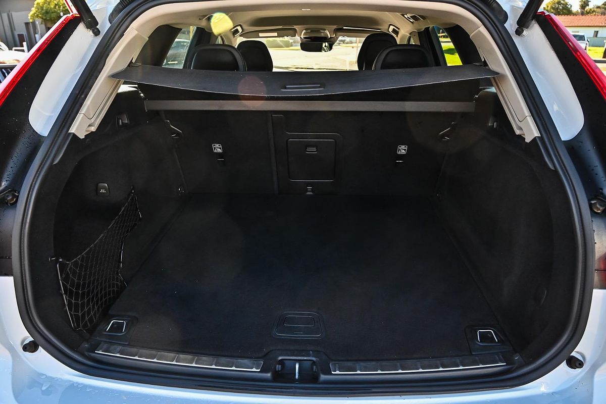 2018 Volvo XC60 D4 Momentum