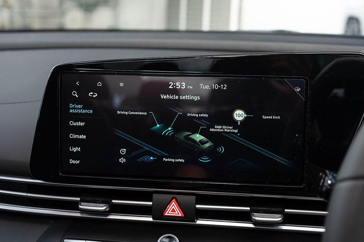 2025 Hyundai i30 Elite Hybrid CN7.V2