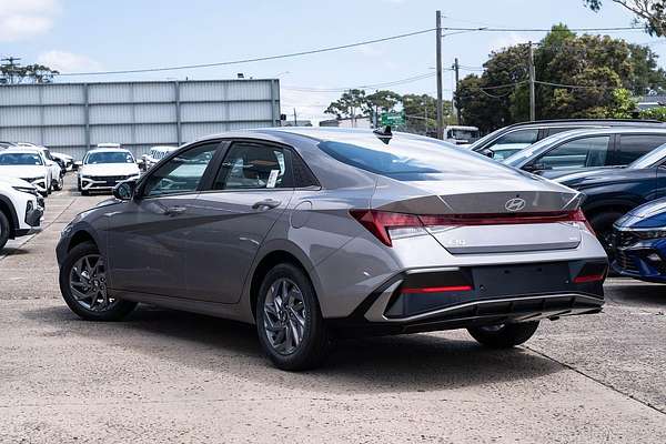 2025 Hyundai i30 Elite Hybrid CN7.V2