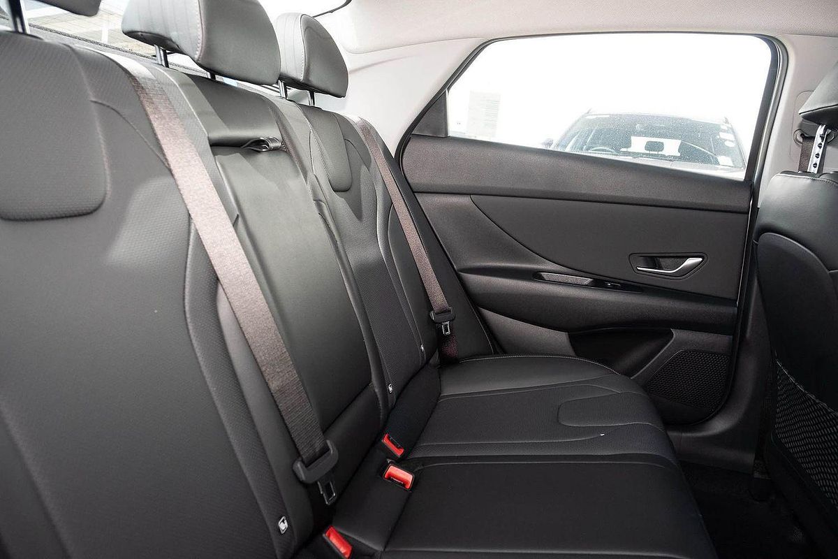 2025 Hyundai i30 Elite Hybrid CN7.V2