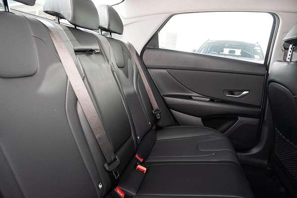 2025 Hyundai i30 Elite Hybrid CN7.V2