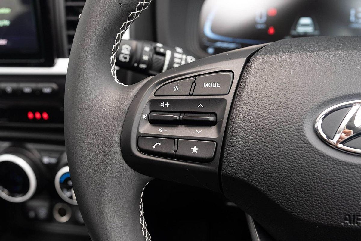 2025 Hyundai Venue Elite QX.V5