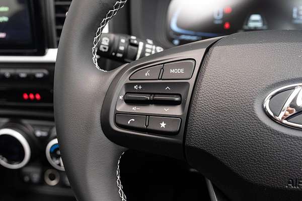 2025 Hyundai Venue Elite QX.V5