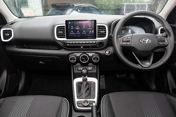 2025 Hyundai Venue Elite QX.V5