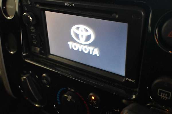 2013 Toyota FJ Cruiser GSJ15R