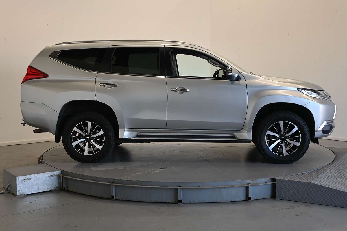 2017 Mitsubishi Pajero Sport