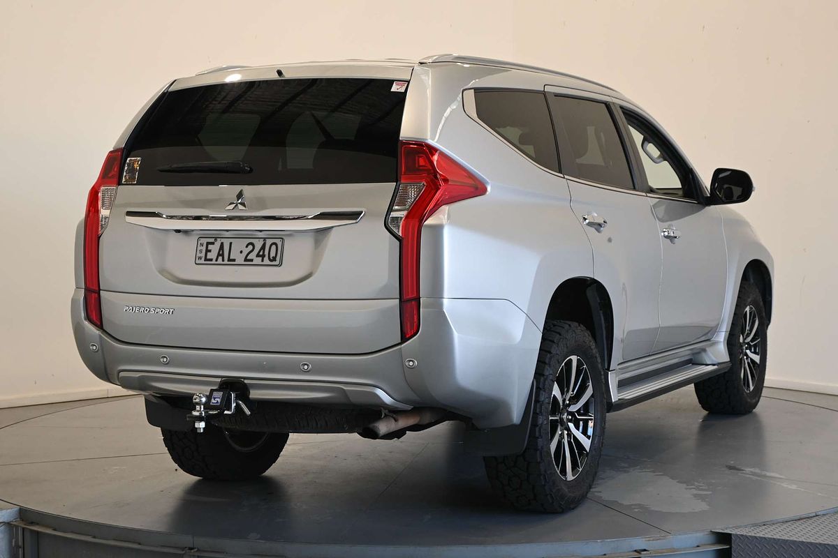 2017 Mitsubishi Pajero Sport