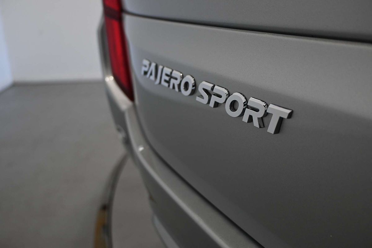 2017 Mitsubishi Pajero Sport