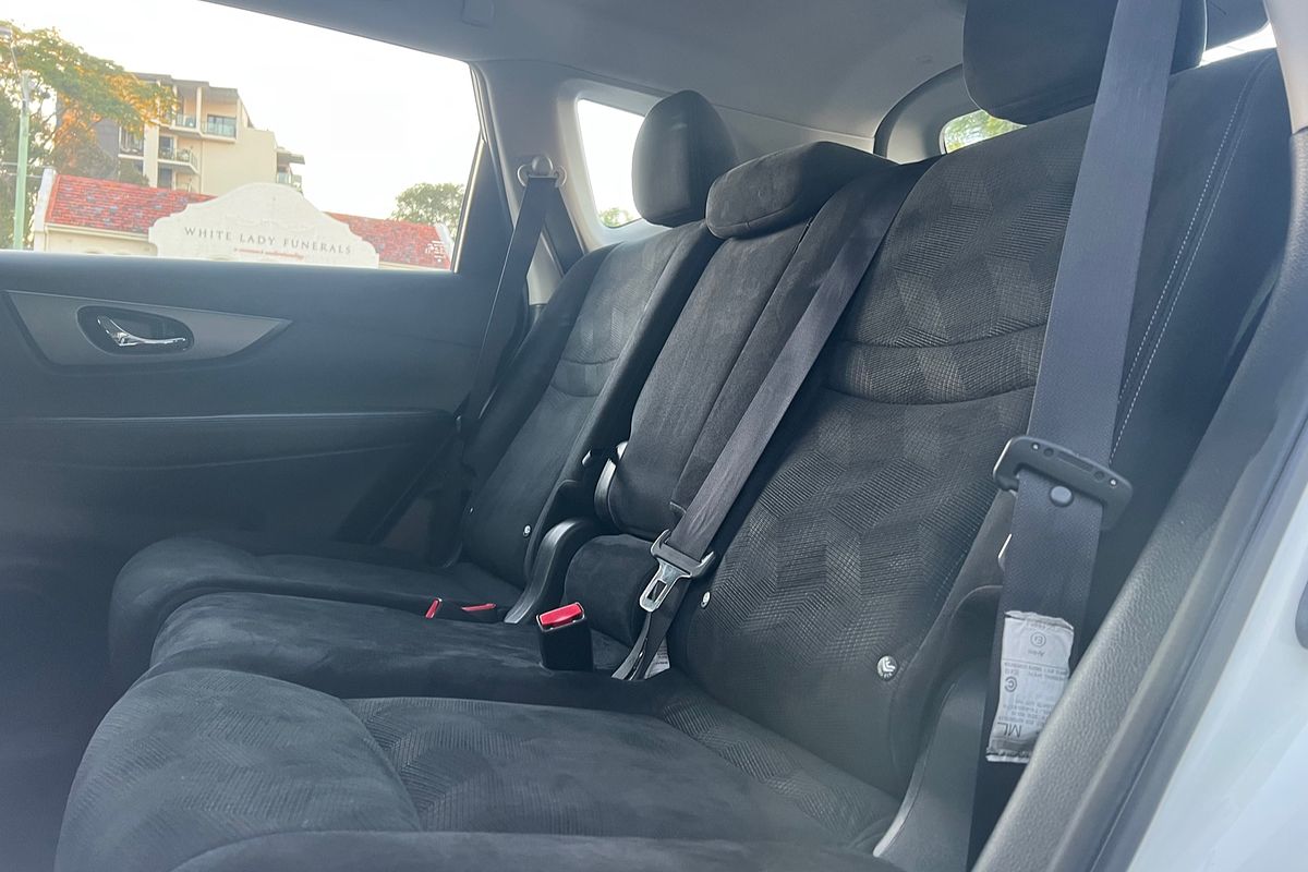 2016 Nissan X-TRAIL ST T32
