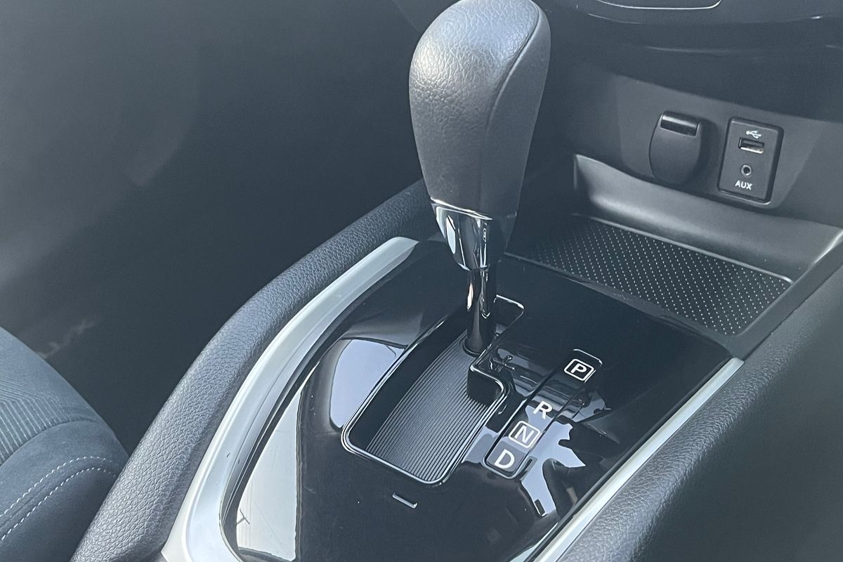 2016 Nissan X-TRAIL ST T32